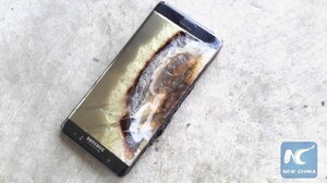 Взорвавшийся смартфон от Samsung нанес ущерб на 90 тысяч рублей