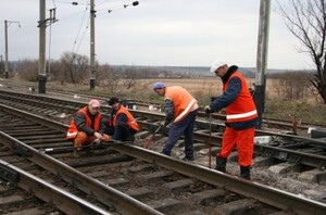 В связи с ремонтными работами на Красноярской железной дороге изменится расписание движения пригородных поездов