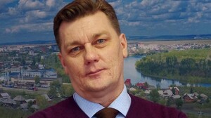 РЕН ТВ публикует видео задержания мэра Саяногорска пьяным за рулем