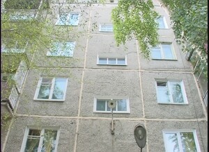 В Саяногорске подросток хотел покончить с собой выбросившись из окна