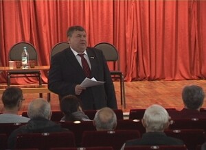 Сегодня Саяногорск посетил бывший глава Хакасии Алексей Лебедь