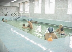 Сегодня после ремонта открылся бассейн в детской поликлинике Саяногорска