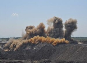 Жителей Хакасии будут предупреждать в СМИ о взрывах на угольных разрезах