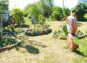 В Саяногорске объявлен конкурс на лучшее оформление двора