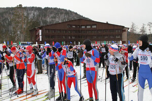 В субботу спортсмены выйдут на старт "Лыжни России-2014"