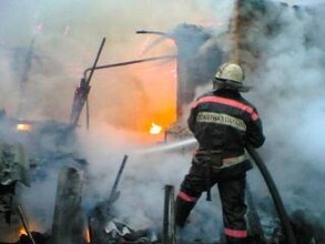 Улица Лучистая в Саяногорске озарилась пожаром