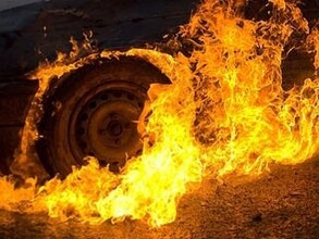 В Хакасии выясняют, кто поджигает автомобили