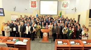 Глава Хакасии вручил государственные награды гражданам республики