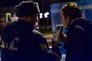 В Саяногорске пьяный водитель пытался скрыться от полицейских