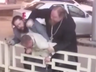 Священник-изгой «покарал» крестом бизнесмена за поцарапанную «Тойоту»