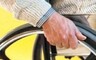 Жителю Саяногорска доставят потерявшуюся в пути инвалидную коляску