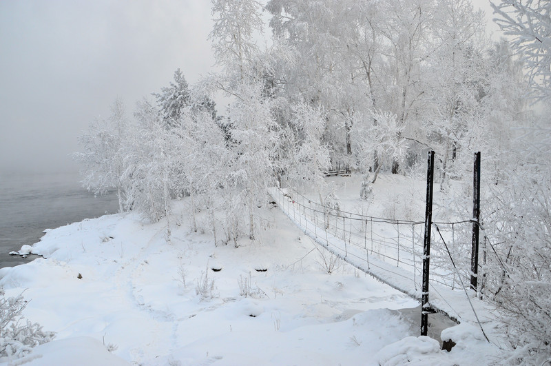 Зима в Саянах 2013 -Подвесной мост